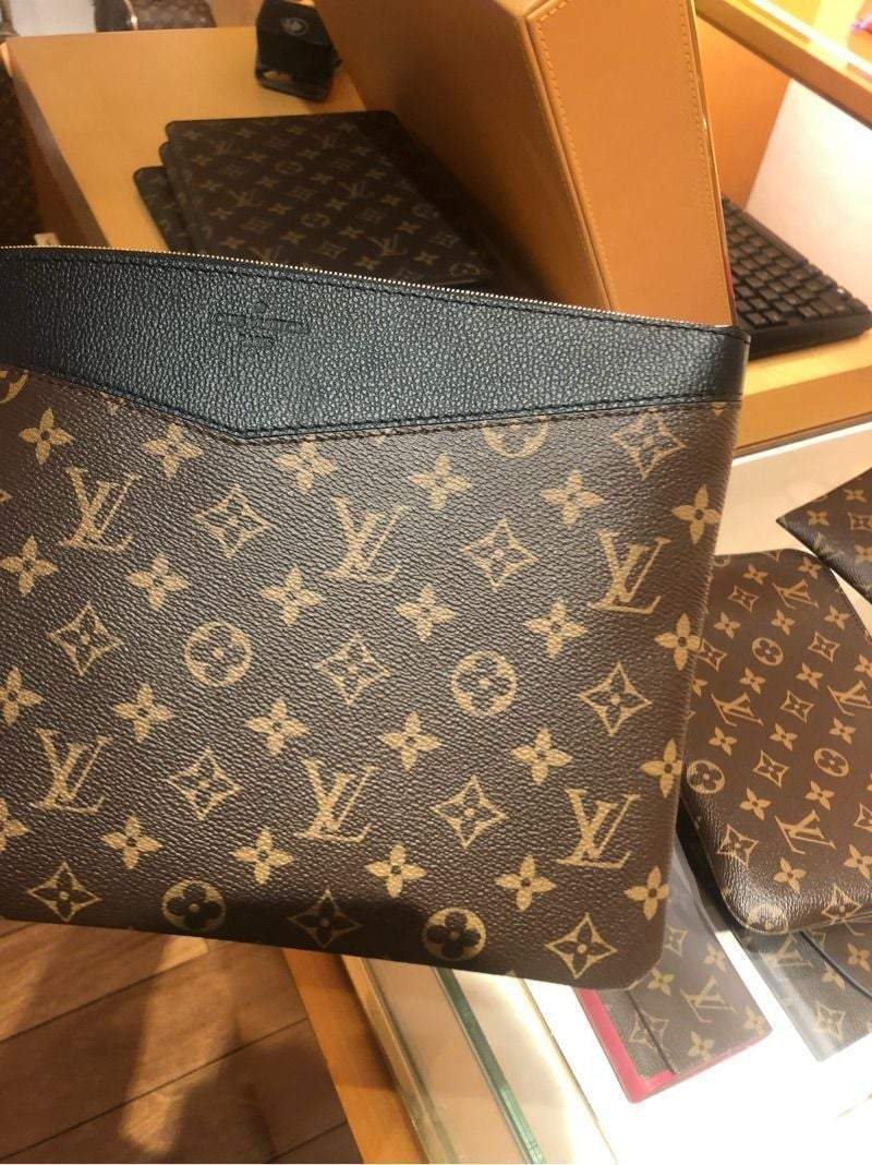 LV（ルイヴィトン）DAILクラッチウィメンズラージクラッチ