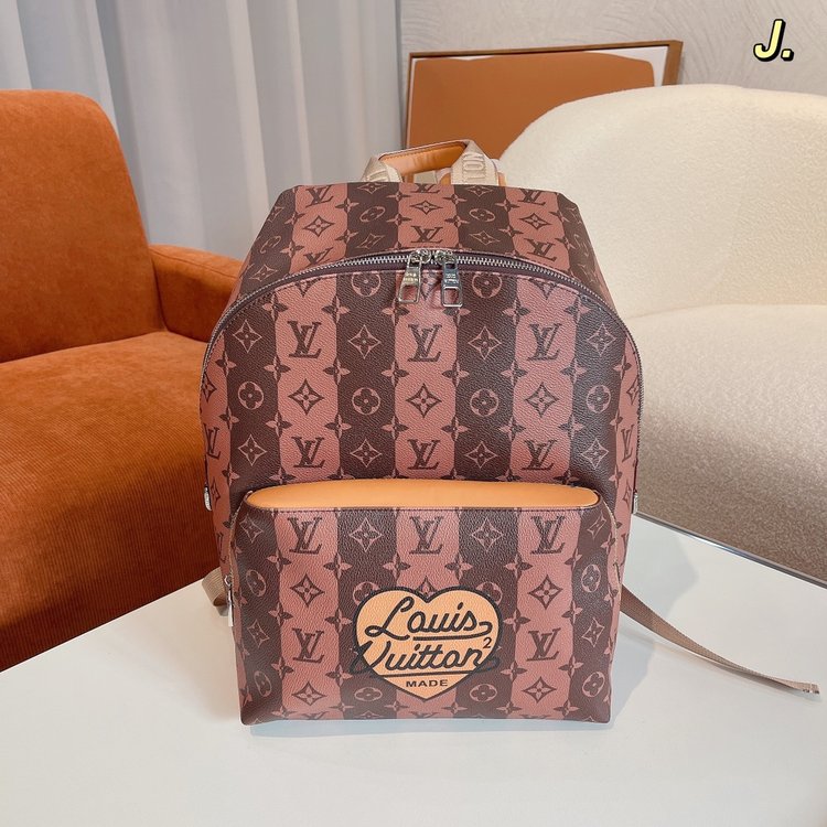Louis Vuitton （ルイヴィトン）　バックパック
