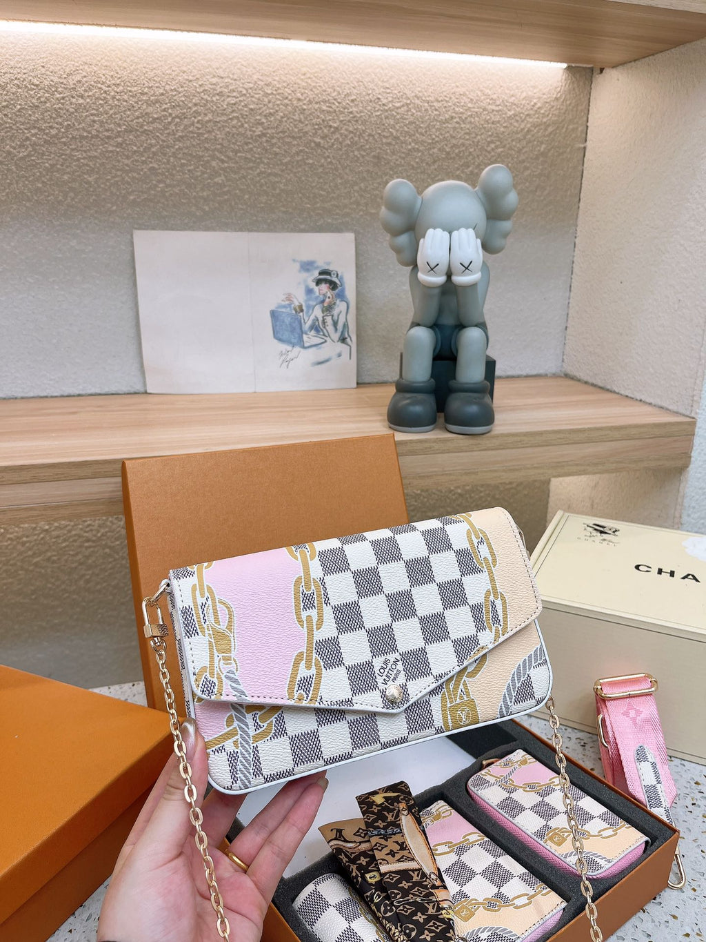 LV/ルイ・ヴィトン レディース ポシェット フェリシー 取り外し可能メタルチェーンバッグ
