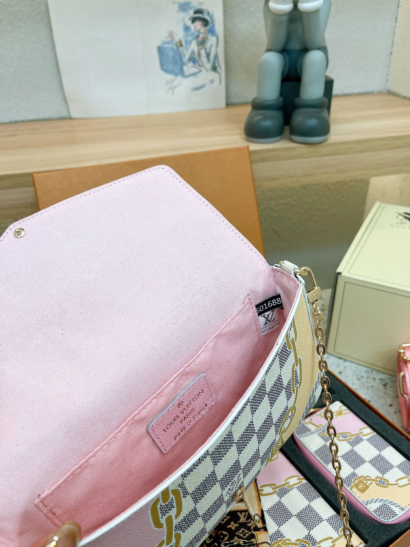 LV/ルイ・ヴィトン レディース ポシェット フェリシー 取り外し可能メタルチェーンバッグ