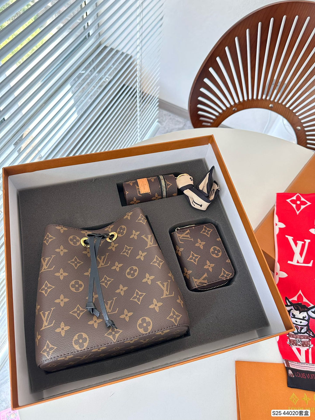 LV バケットボックスバッグ