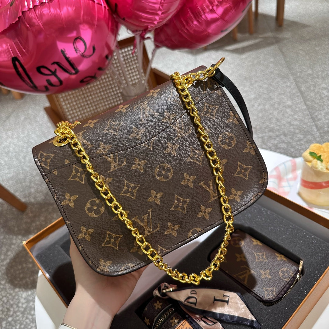 Lv Passy メッセンジャーバッグ