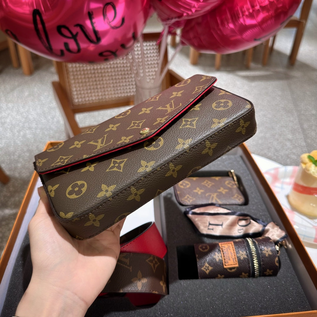 LV 新作切り紙スリーピースチェーンバッグ