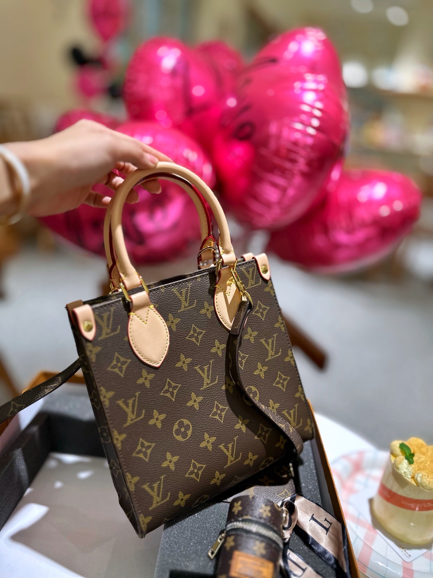 LV 中古 トートバッグ ショルダー＆クロスボディスタイル
