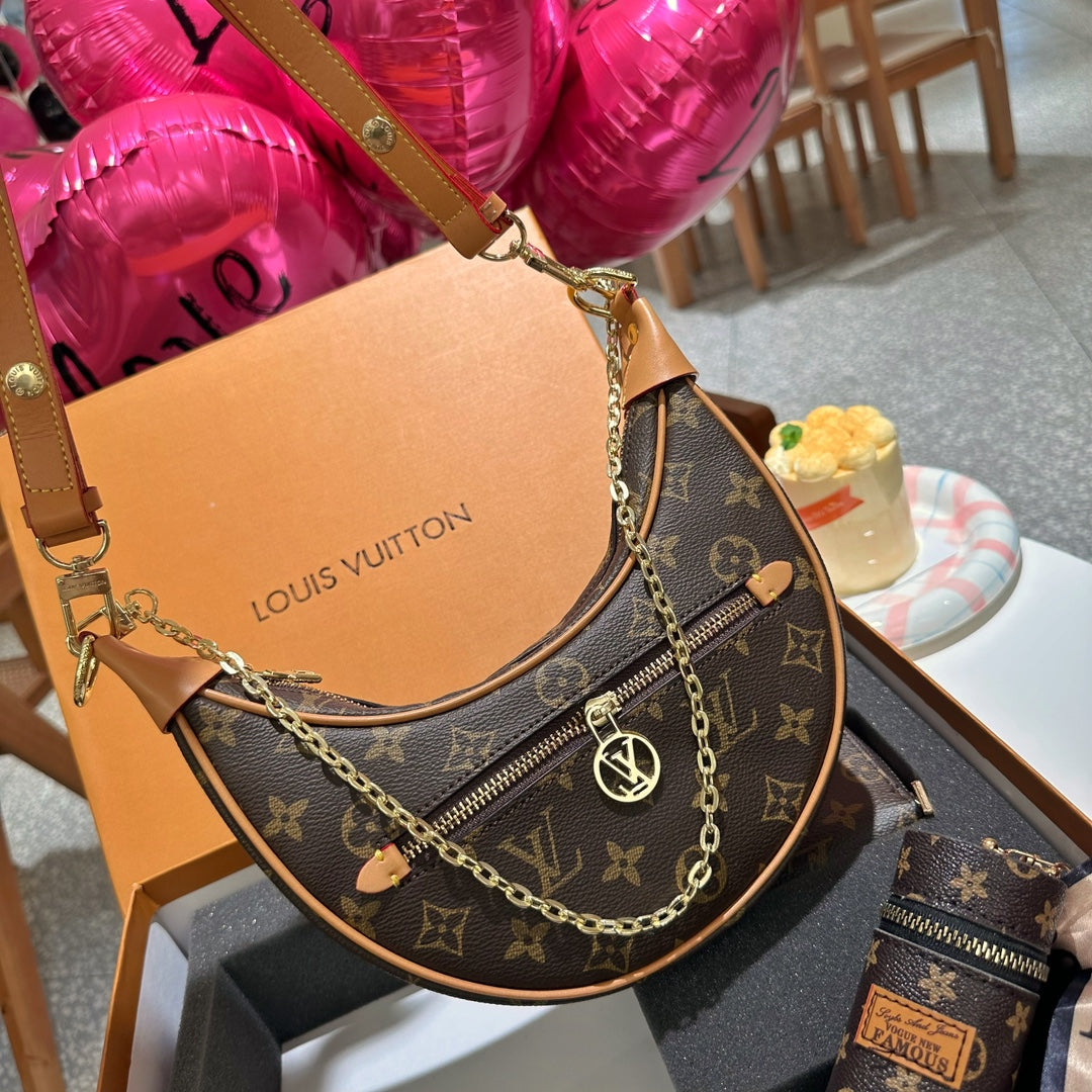 Iv Vitage の新しい中古ピーバッグ Lv marel 中古バッグです