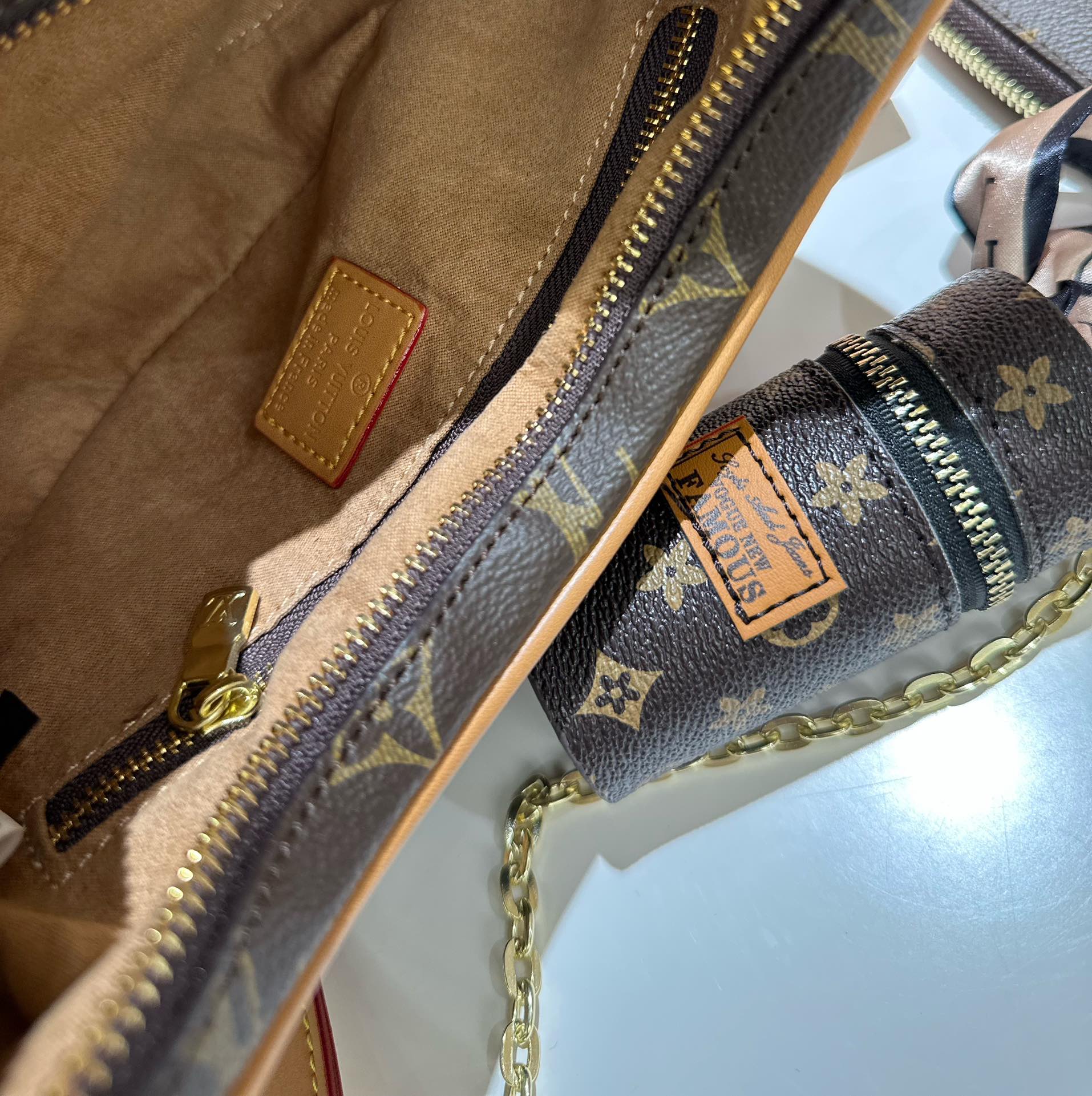 Iv Vitage の新しい中古ピーバッグ Lv marel 中古バッグです