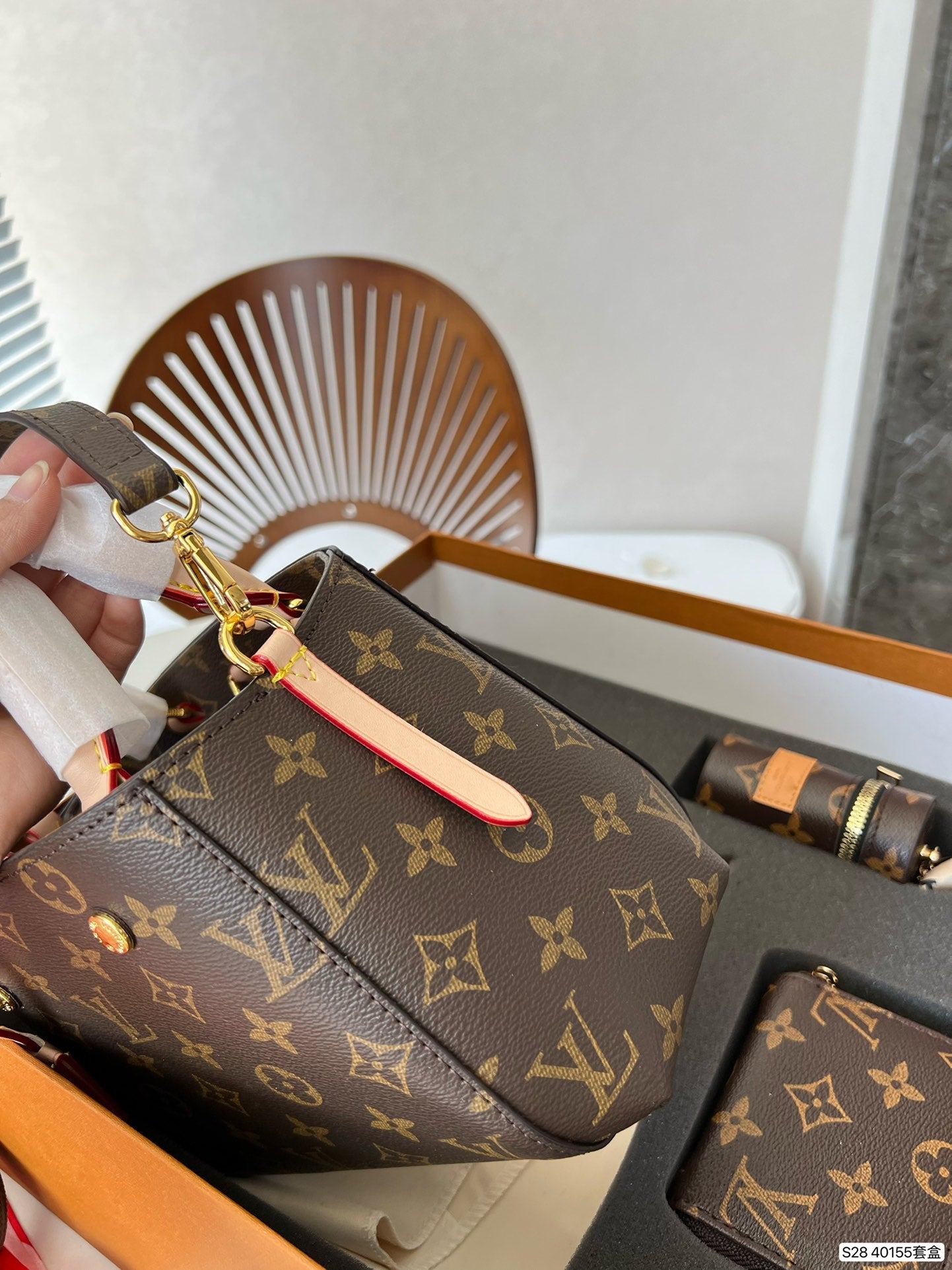 LVボックスバッグ モンテーニュバッグ