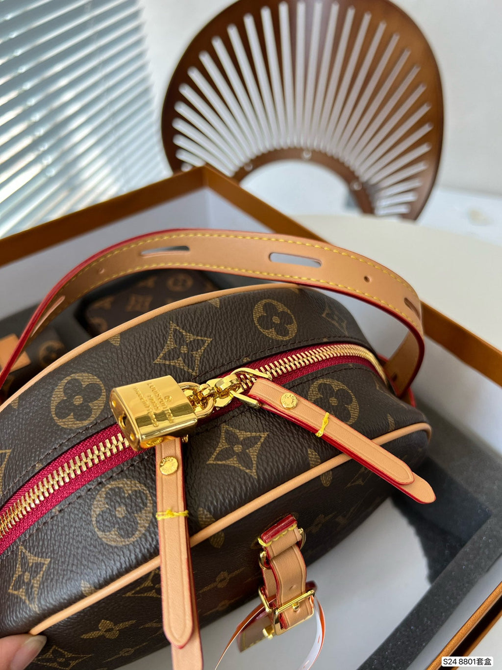 LV ボックスバッグ ラウンドケーキバッグ