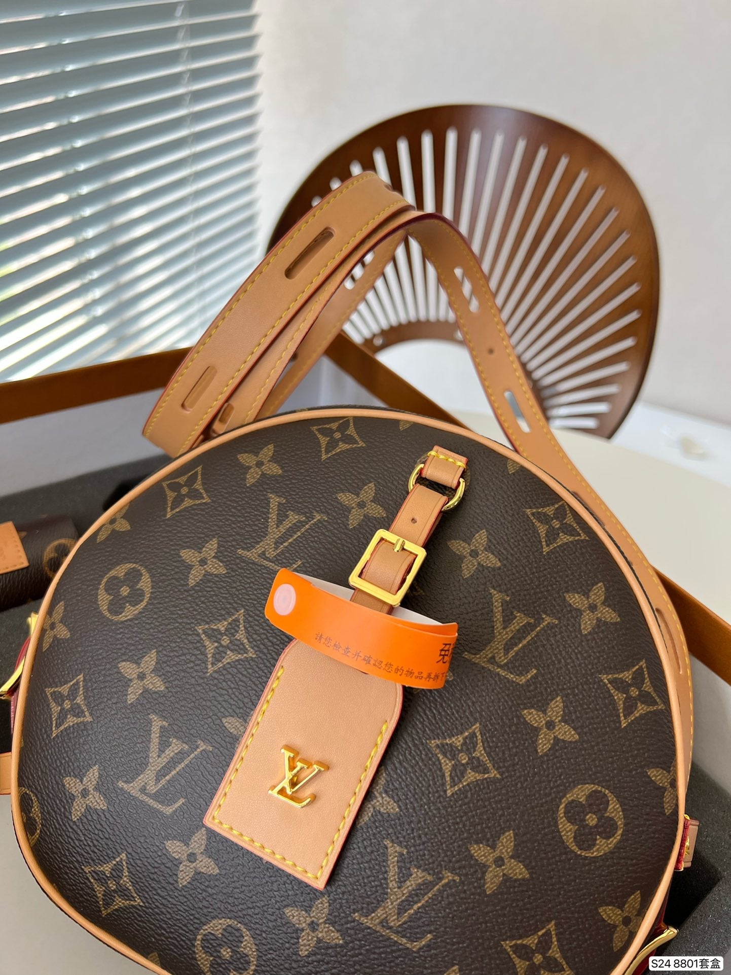 LV ボックスバッグ ラウンドケーキバッグ