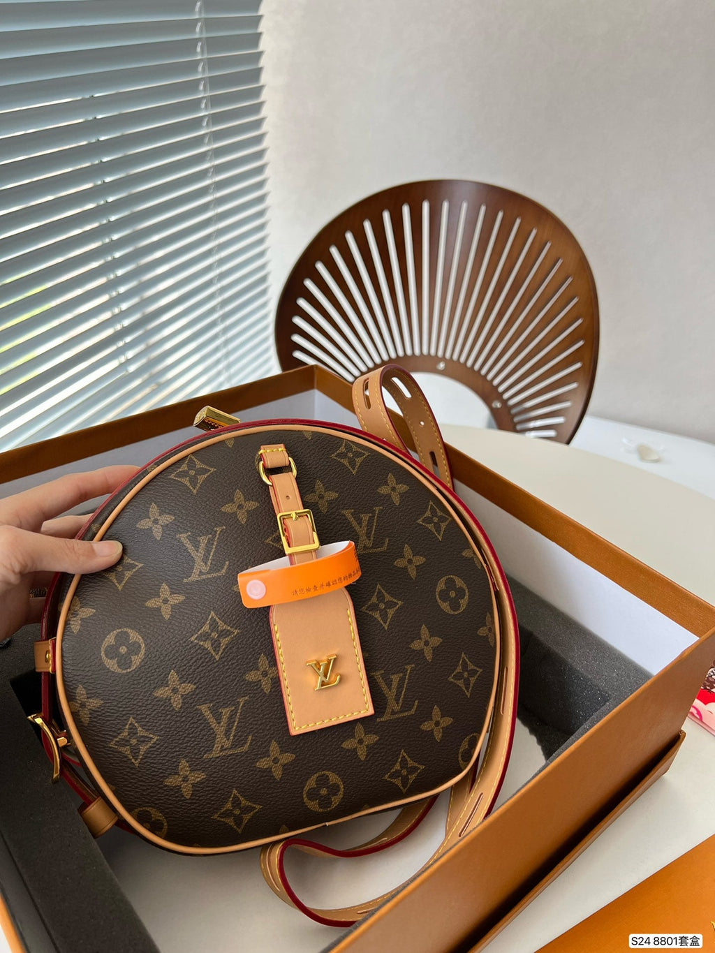 LV ボックスバッグ ラウンドケーキバッグ