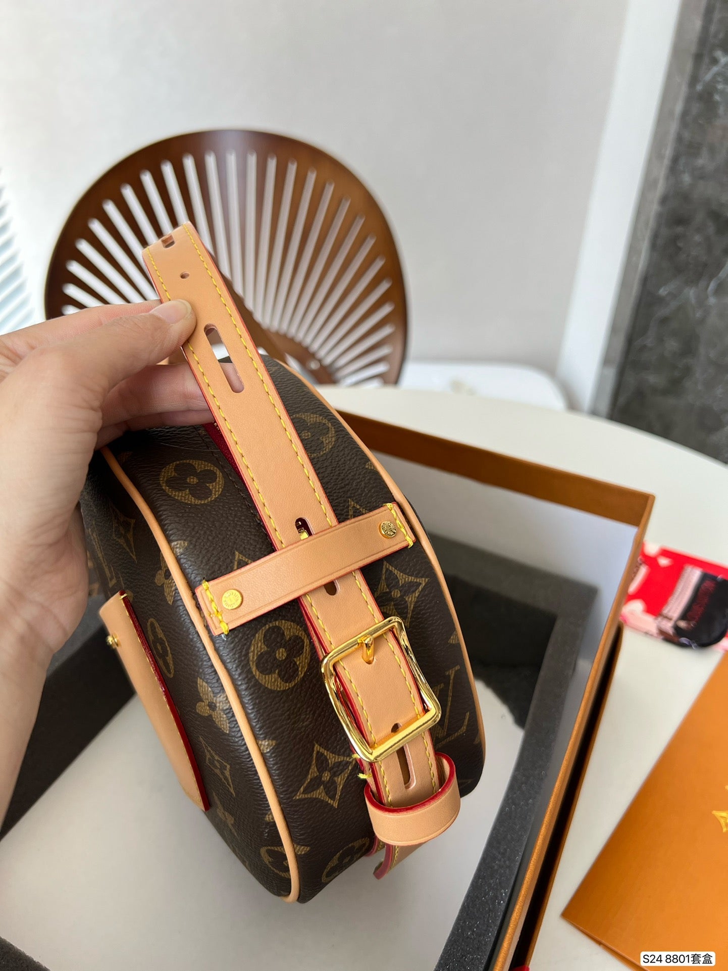 LV ボックスバッグ ラウンドケーキバッグ