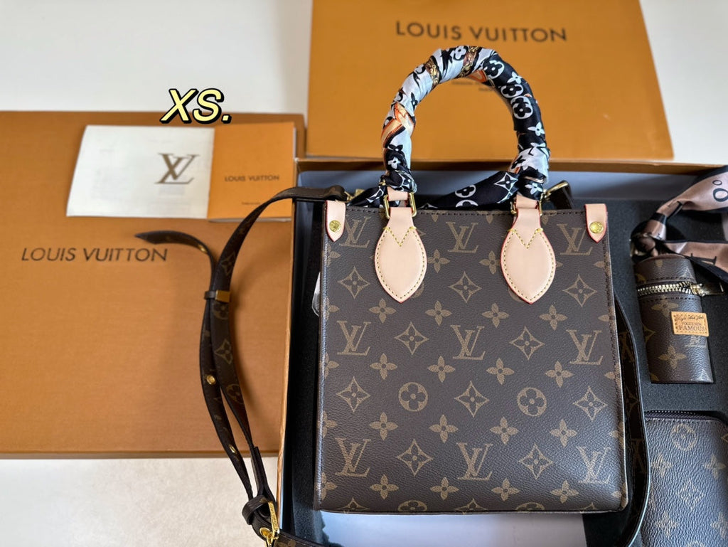LV ルイ・ヴィトン 中世華琴スコア BB💕