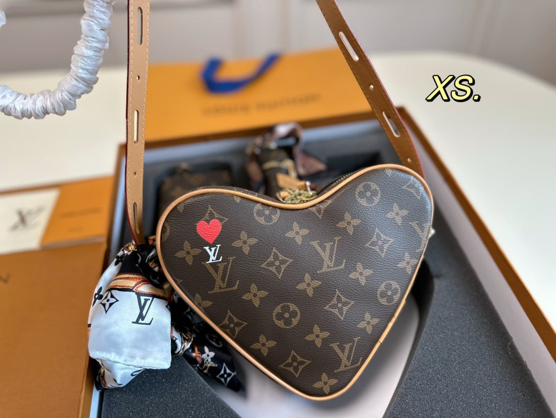 LVルイヴィトンのラブバッグ💕