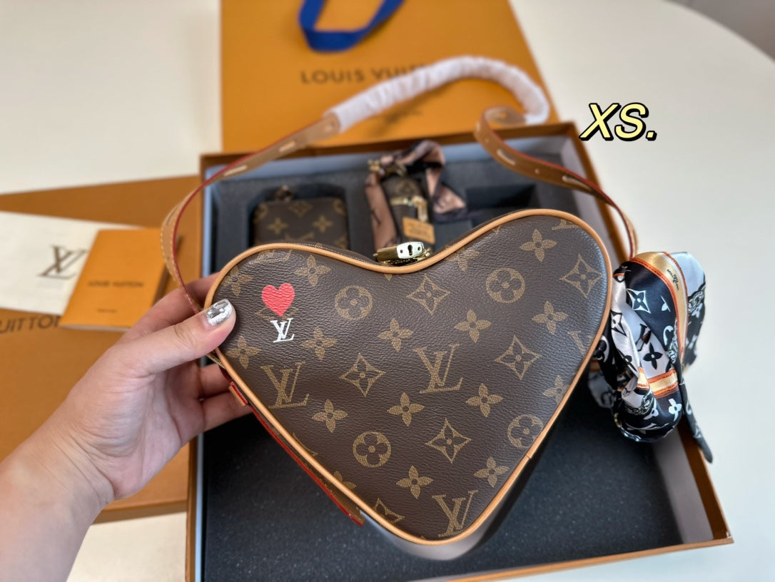 LVルイヴィトンのラブバッグ💕