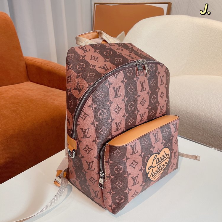 Louis Vuitton （ルイヴィトン）　バックパック