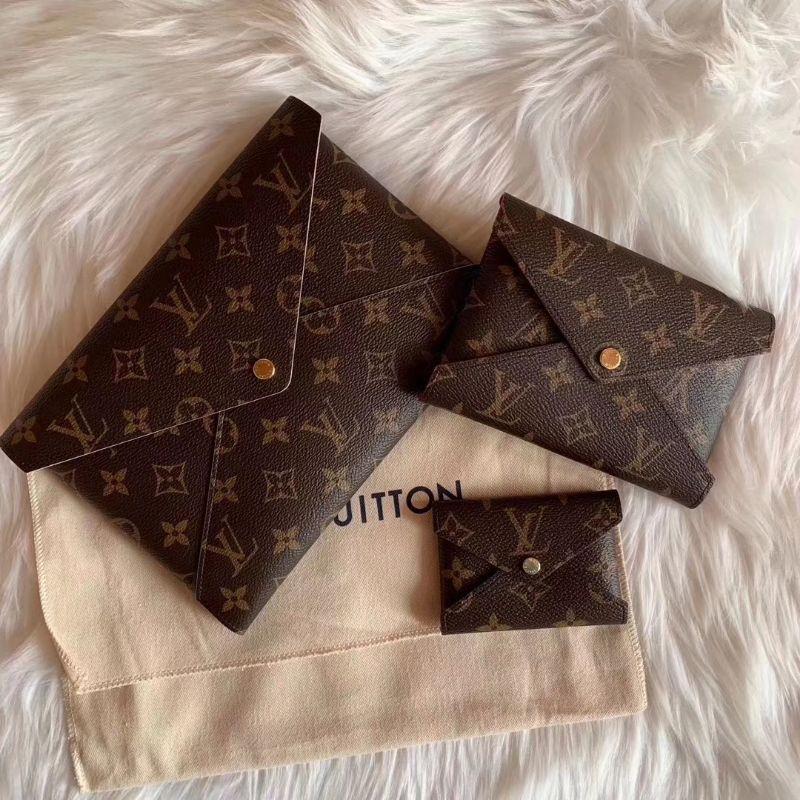 LV（ルイヴィトン） 新しいスリーインワンエンベロープバッグクラッチ