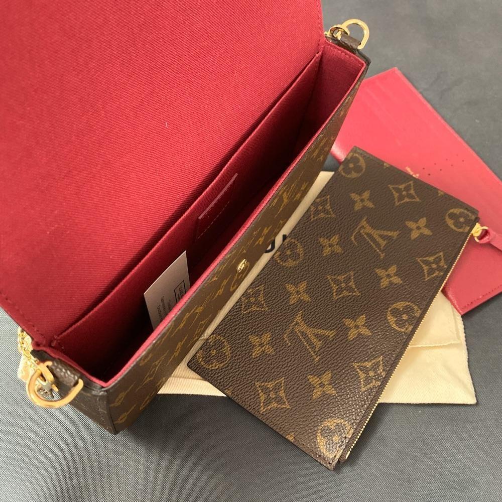 LV（ルイヴィトン）POCHETTEFÉLICIEチェーンバッグ