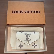【新作】Louis Vuitton ポルトフォイユ・ヴィクトリーヌ