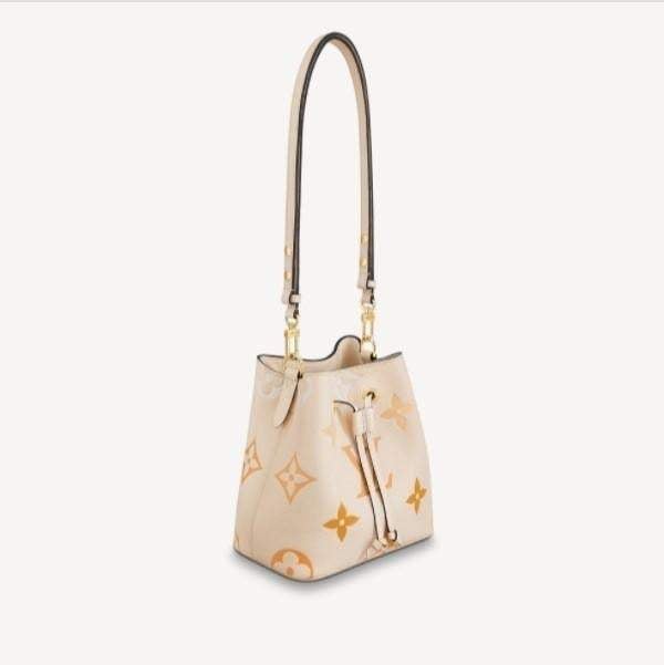 【新作】Louis Vuitton ネオノエBBモノグラムアンプラントバッグ