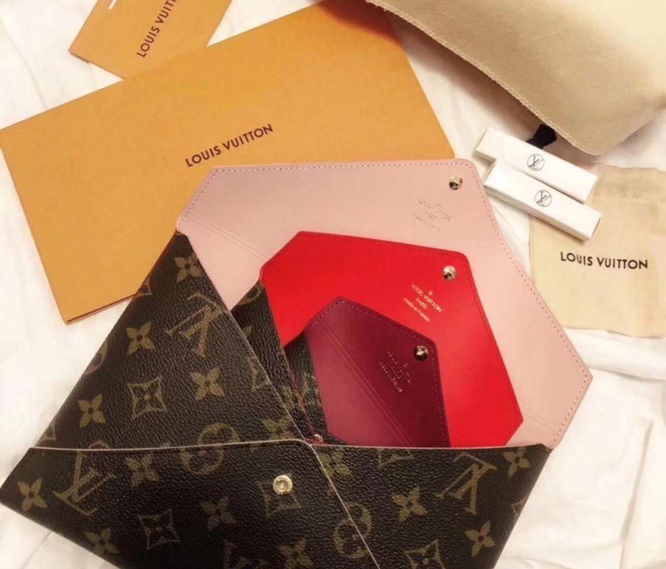 LV（ルイヴィトン） 新しいスリーインワンエンベロープバッグクラッチ