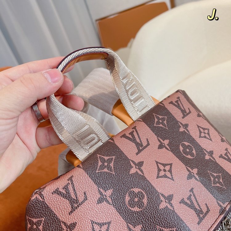 Louis Vuitton （ルイヴィトン）　バックパック