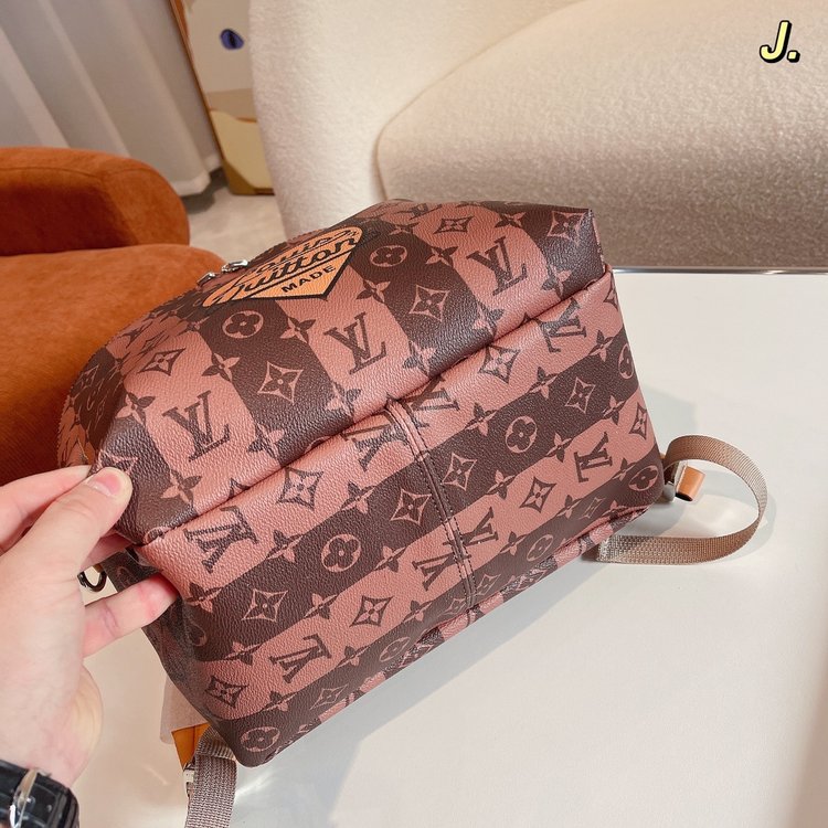 Louis Vuitton （ルイヴィトン）　バックパック