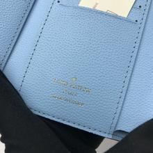 LV（ルイヴィトン）VICTORINEウォレット