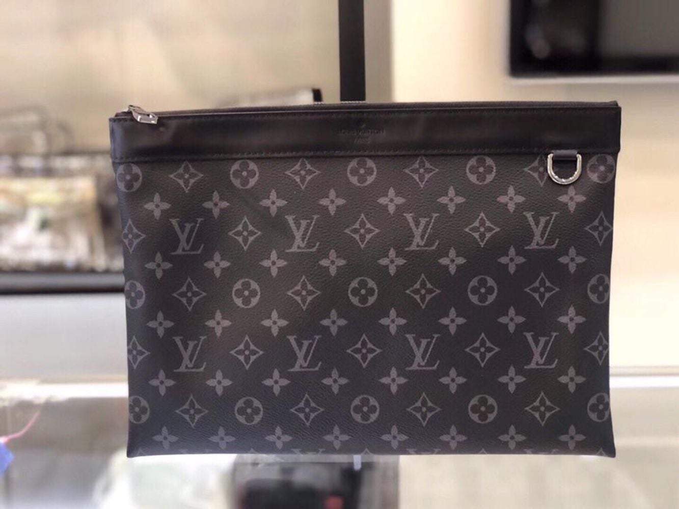 LV（ルイヴィトン） DISCOVERY POCHETTEラージハンドバッグ