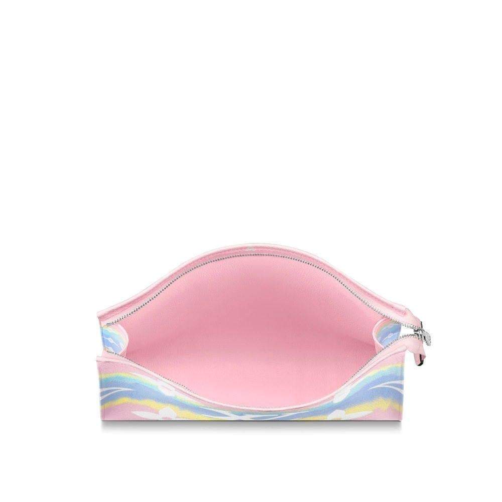 LV（ルイヴィトン）ESCALE 26ウォッシュバッグ