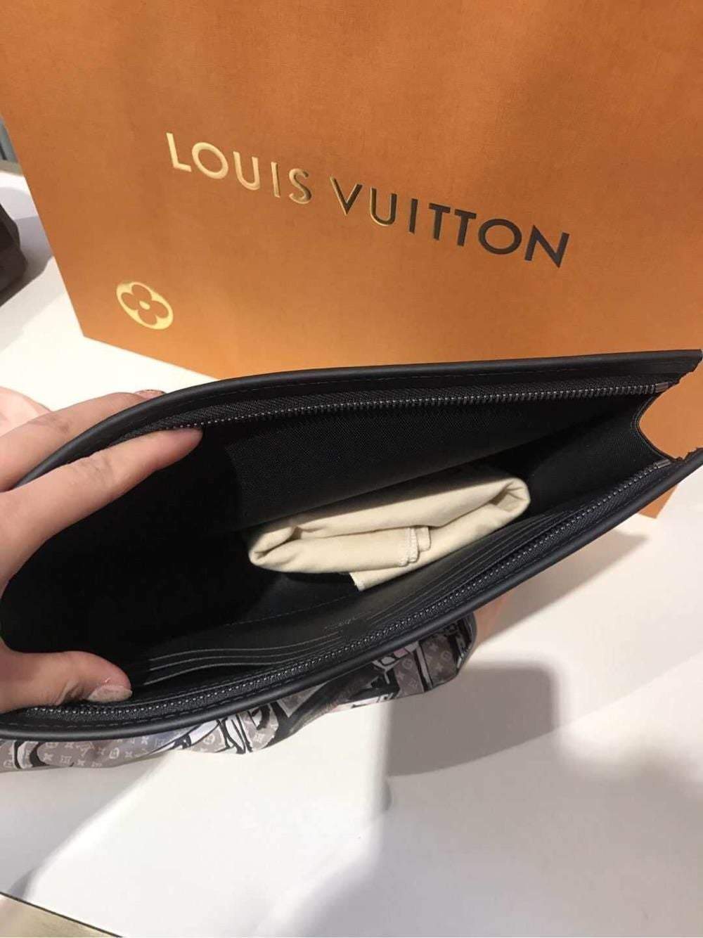 LV ルイヴィトンブラックオールドフラワーブラックチェッカーボードメンズハンドバッグ
