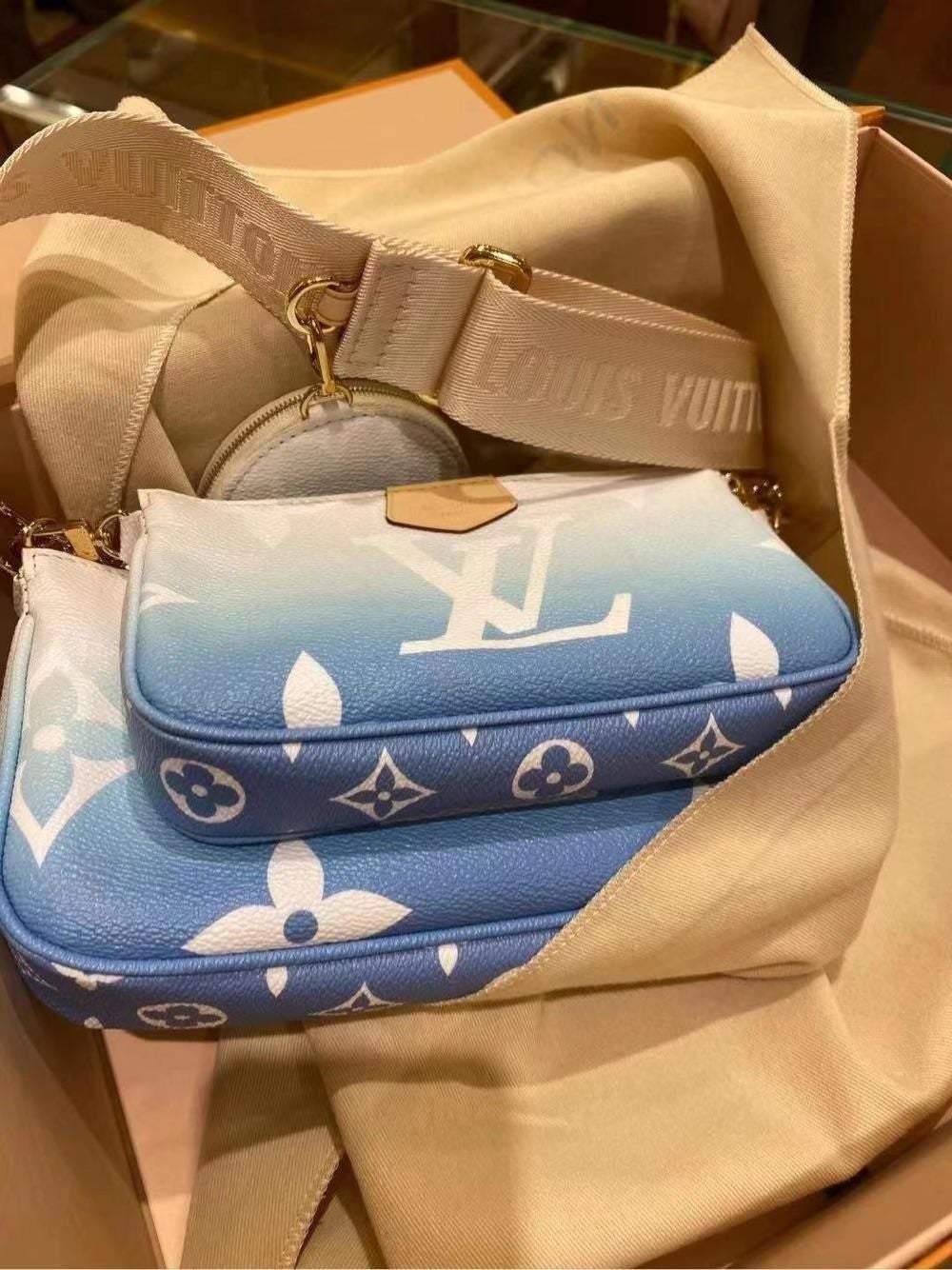 21SS☆LV ミュルティポシェット・アクセソワール M57634 M57633