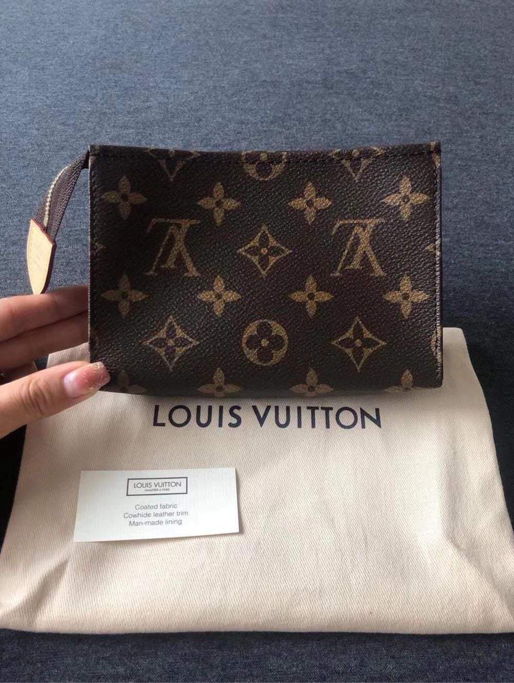 LV（ルイヴィトン） クラシックスタイル爆発スタイルウォッシュバッグ、ハンドバッグ15/19/26老眼男性と女性の同じスタイル