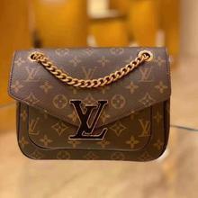 LV（ルイヴィトン）PASSYチェーンバッグ