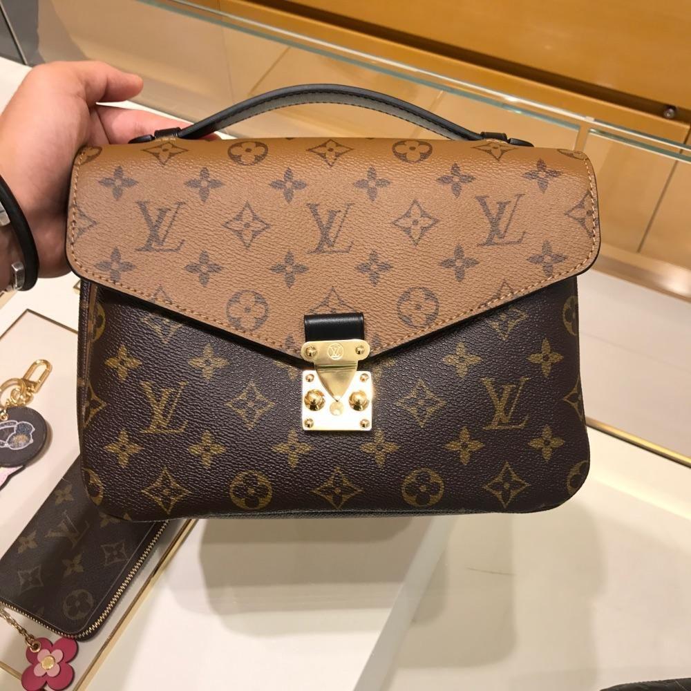 LV（ルイヴィトン） POCHETTEMÉTISハンドバッグ  M44876