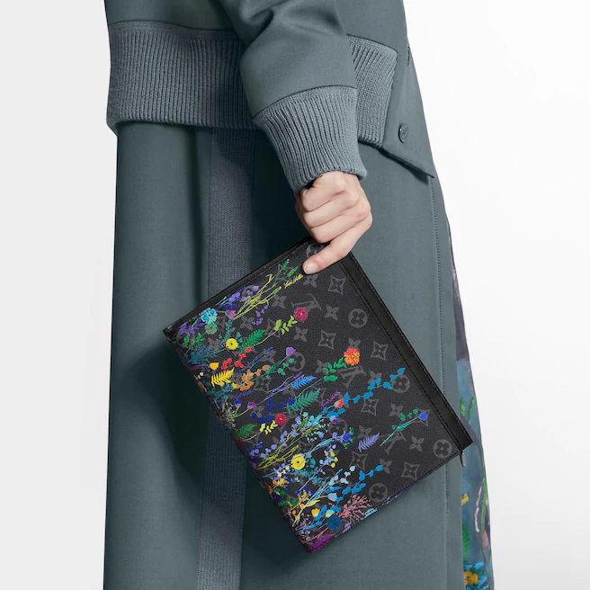 Pochette Voyage MMクラッチモノグラムエクリプスキャンバスクラッチ